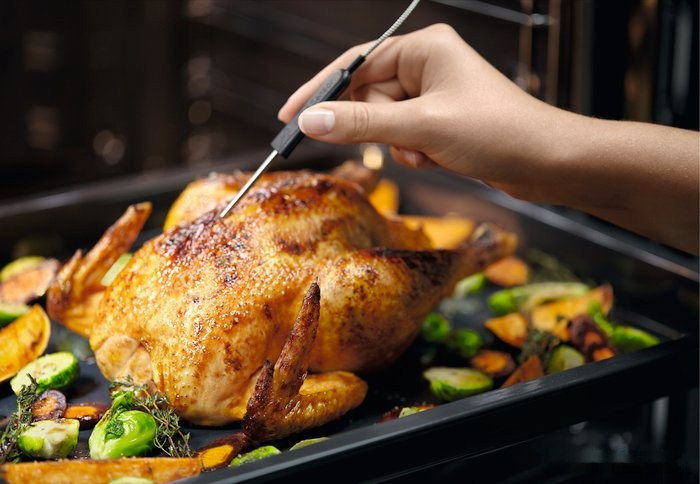 Духовой шкаф Electrolux SteamBoost 800 KOBBS39H