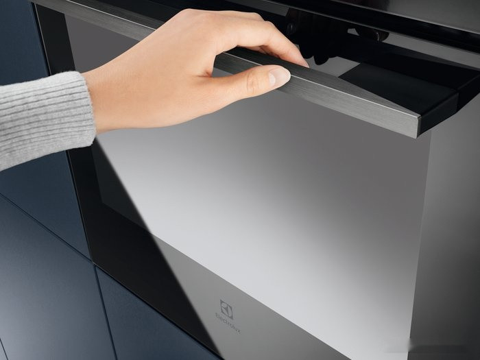 Духовой шкаф Electrolux SteamBoost 800 KOBBS39H