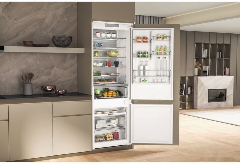 Холодильник Whirlpool WH SP70 T121