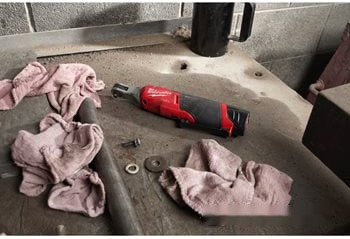 Трещотка Milwaukee M12 FHIR14-0 4933478171 (без АКБ)