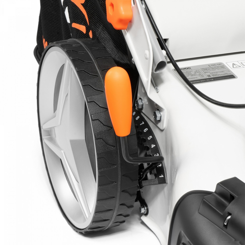 Газонокосилка Daewoo Power L 55SPB