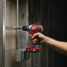 Дрель-шуруповерт Milwaukee M18 BDD-402C