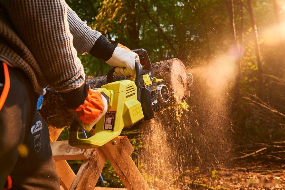 Аккумуляторная пила Ryobi RY36CSX35A-150 (с АКБ 5 Ah)