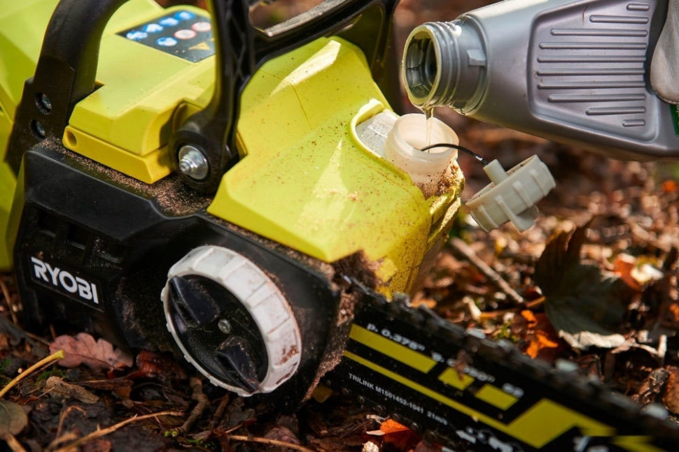 Аккумуляторная пила Ryobi RY36CSX35A-150 (с АКБ 5 Ah)