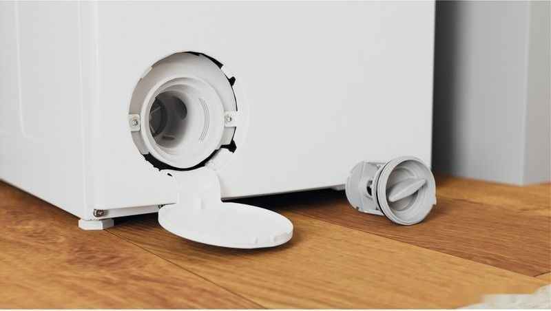 Стиральная машина Indesit BTW L50300 PL/N