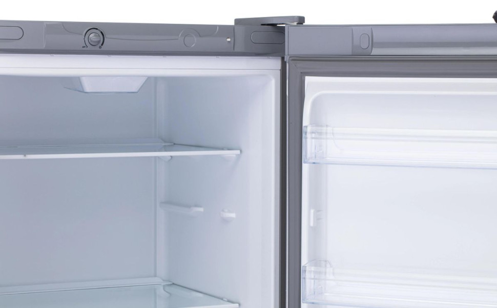 Холодильник с морозильником Indesit DS 3200 G