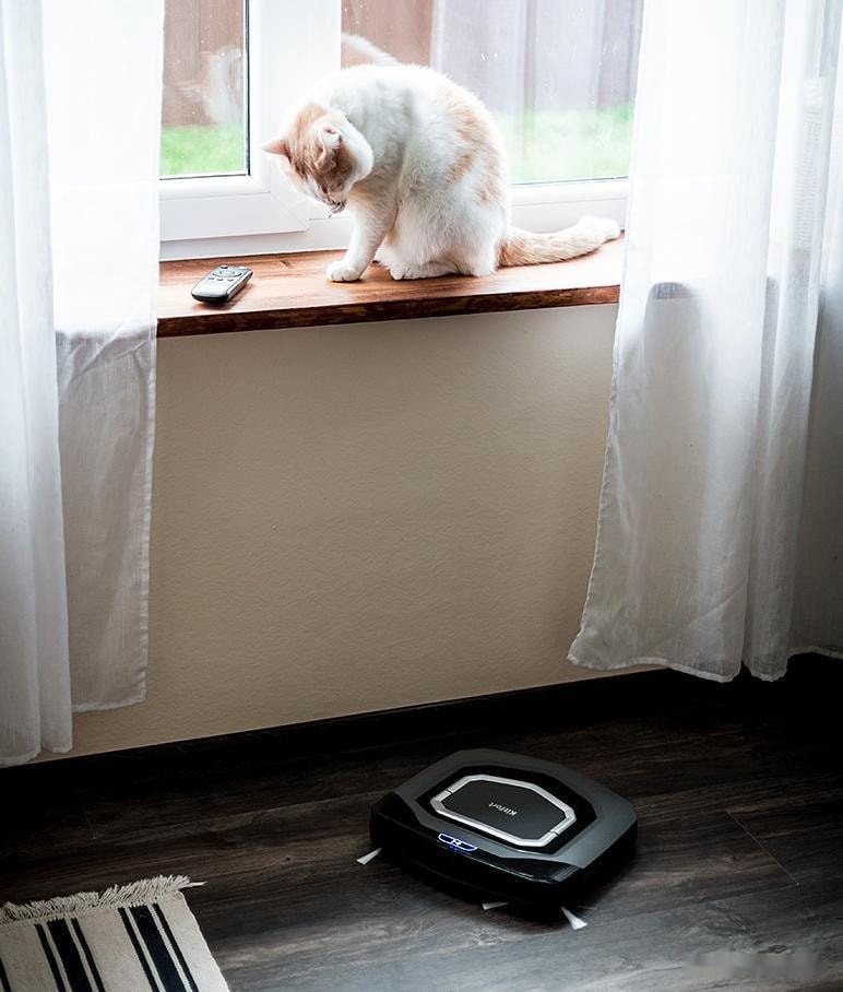 Робот-пылесос Kitfort KT-570