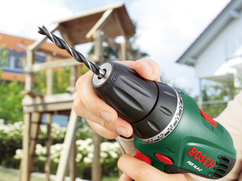 Дрель-шуруповерт Bosch PSR 14.4-2