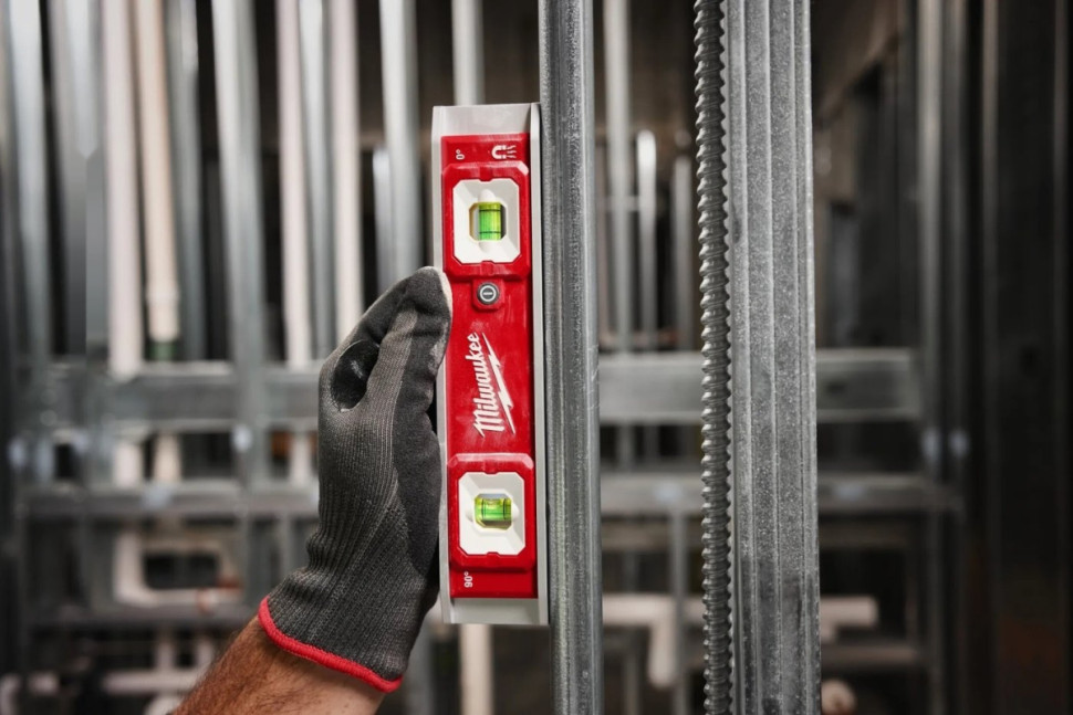 Уровень строительный Milwaukee 4932498742