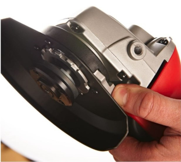 Угловая шлифмашина Milwaukee HD18 AG125-402C 4933441507 (с 2-мя АКБ, кейс)