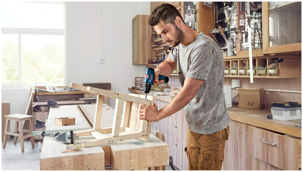 Ударная дрель-шуруповерт Bosch GSB 120-LI Professional 06019G8100 (с 2-мя АКБ, кейс)