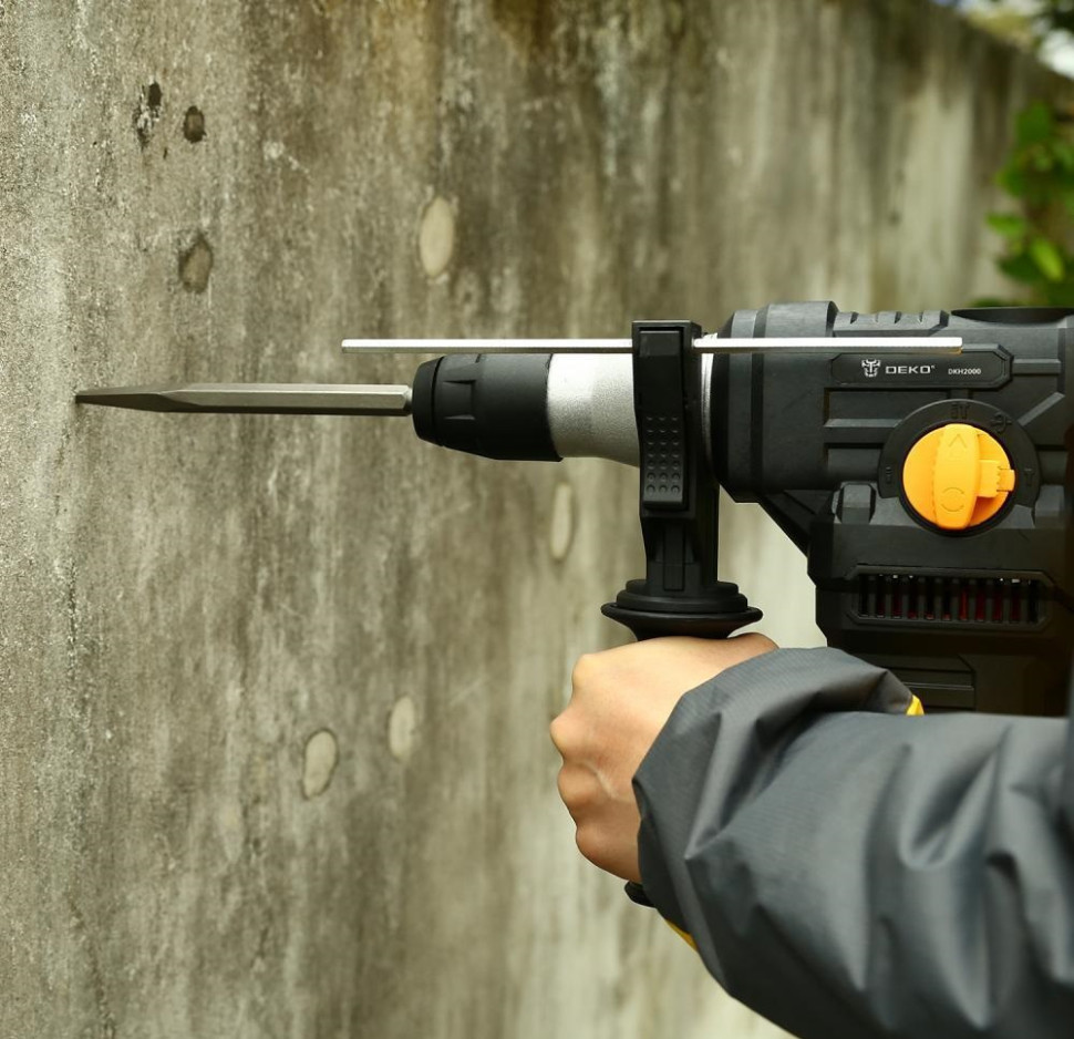 Перфоратор Deko DKH2000 SET 10