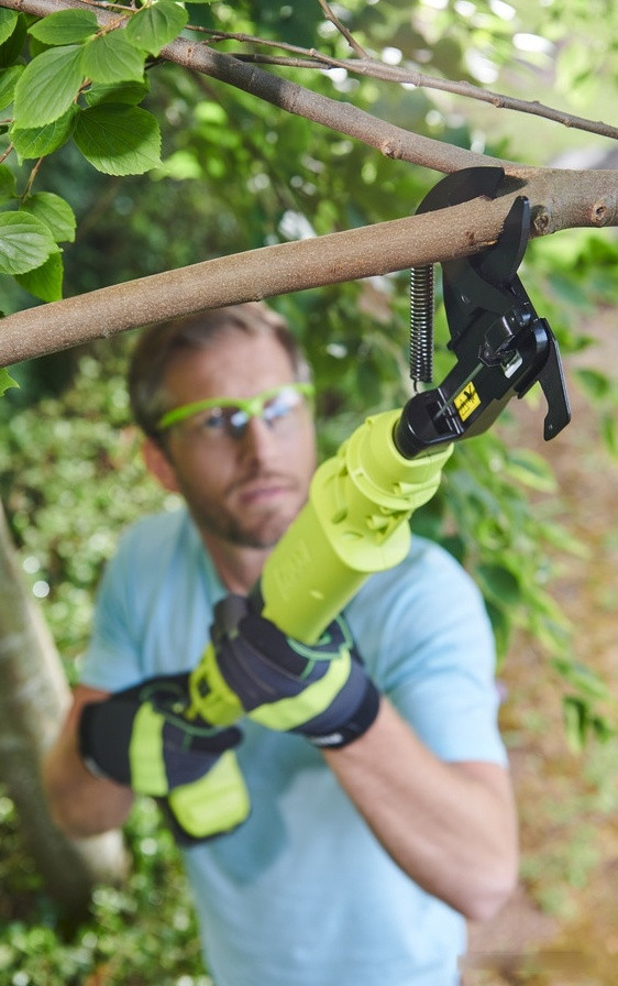 Секатор Ryobi OLP1832BX (без АКБ)