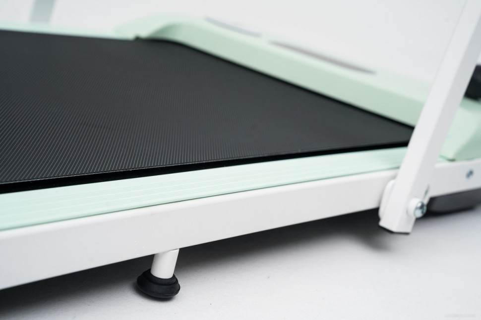 Беговая дорожка Calviano Slim Green