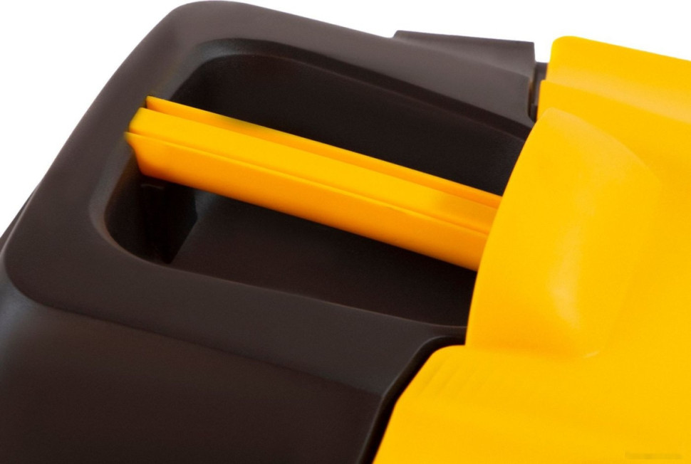 Скарификатор-аэратор Denzel SAE-1500