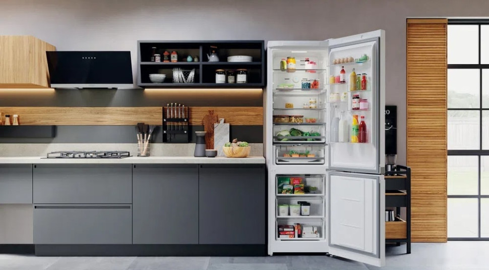 Холодильник Hotpoint-Ariston HTS 8202I W O3