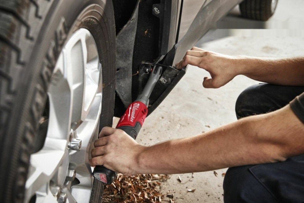 Трещотка Milwaukee M12 FUEL M12FHIR14LR-0 4933480790 (без АКБ)