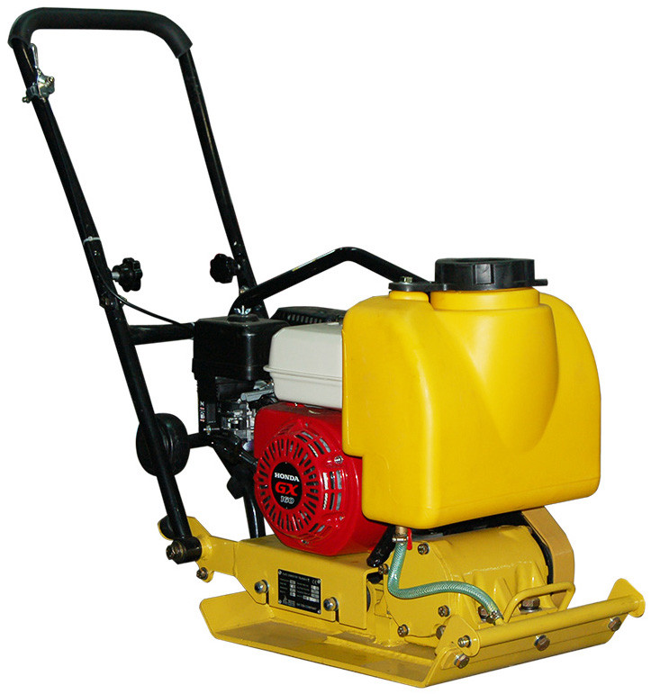 Виброплита ТСС VP80TH (колесный комплект, бак)