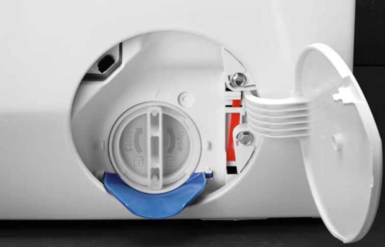 Стиральная машина AEG LFR83866OE