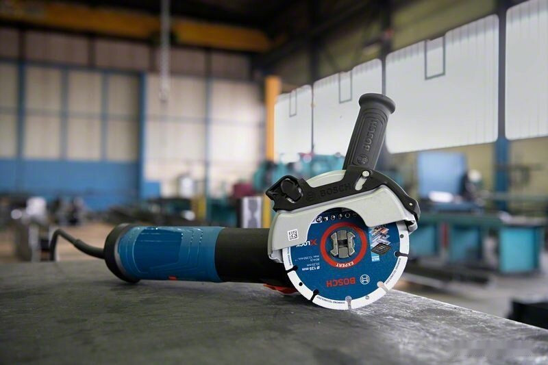 Угловая шлифмашина Bosch GWX 17-125 S Professional 06017D2300