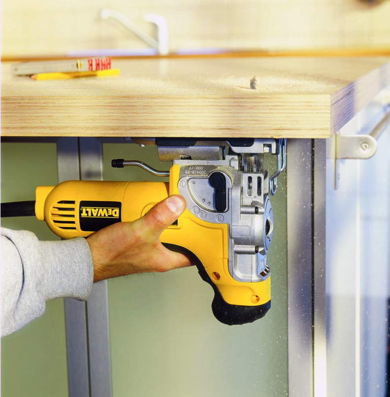 Лобзик DeWALT DW333K