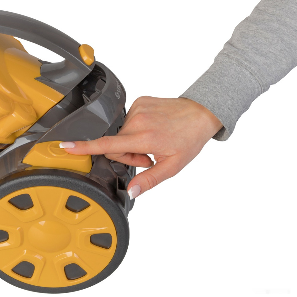 Пылесос Endever SkyClean VC-640