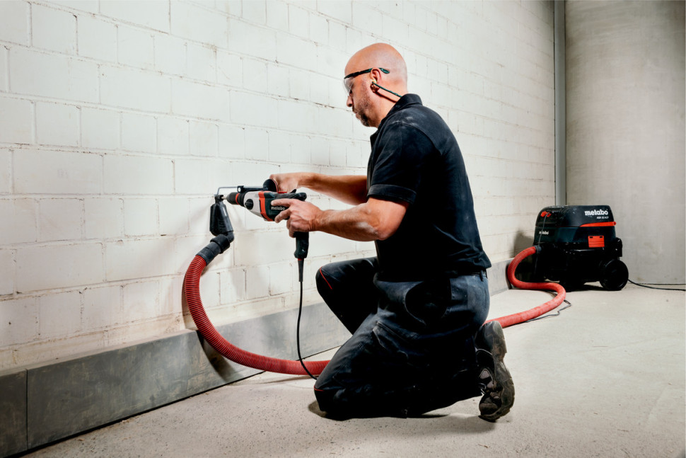 Дрель ударная Metabo SBE 780-2