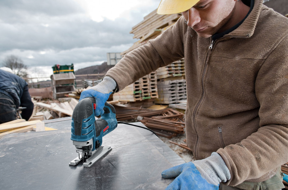 Лобзик Bosch GST 150 BCE