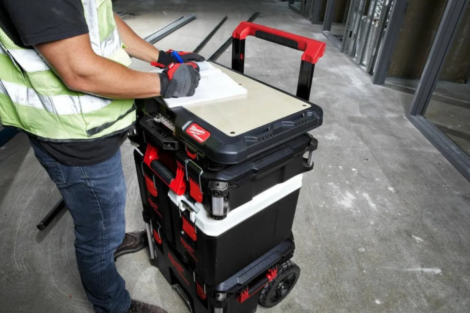 Ящик для инструментов Milwaukee PackOut 4932472128