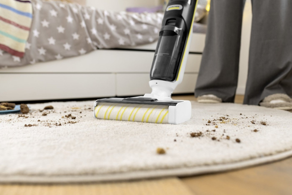 Вертикальный моющий пылесос Karcher FCV 4 1.056-131.0
