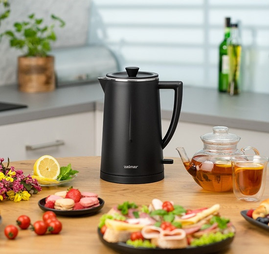 Электрический чайник Zelmer ZCK8020B