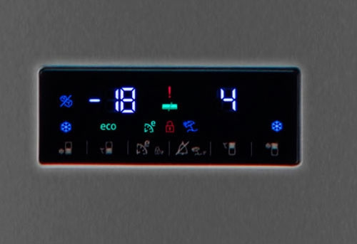 Холодильник с нижней морозильной камерой Beko RCNK 356E21 X