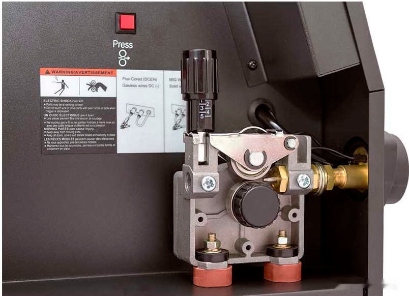 Сварочный инвертор FoxWeld Invermig 205