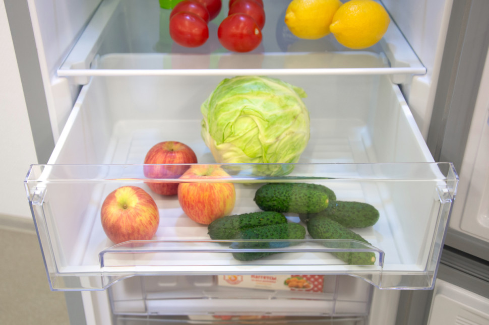 Холодильник с нижней морозильной камерой NORDFROST NRB 131 332