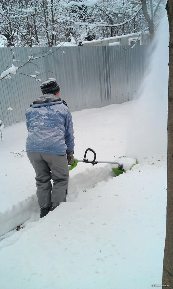 Снегоуборщик Greenworks GD40SSK4 (с АКБ 4000 mAh)