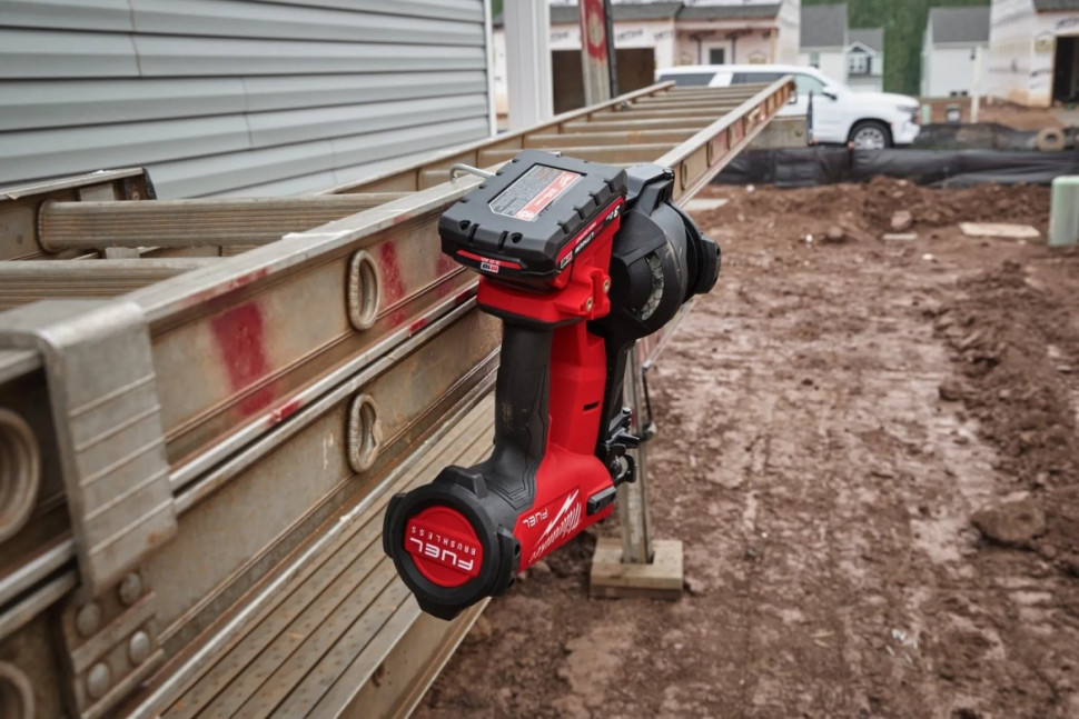 Гвоздезабиватель Milwaukee M18 FRCN45-0X Fuel 4933498168 (без АКБ, кейс)