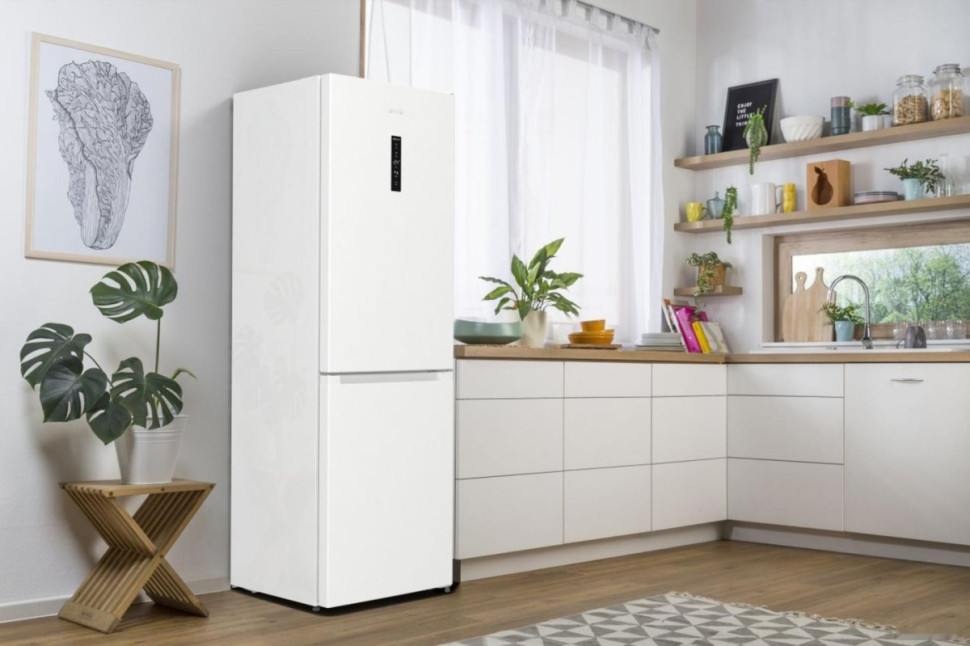 Холодильник Gorenje NRKP61EA2W4
