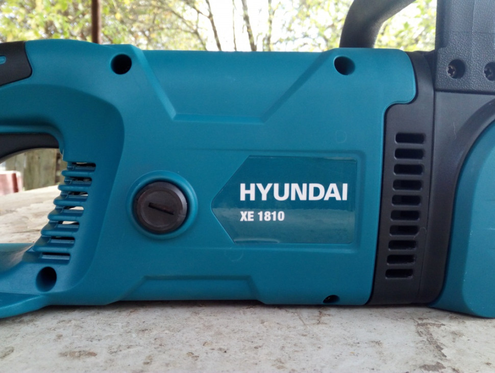 Электрическая пила Hyundai XE 1810