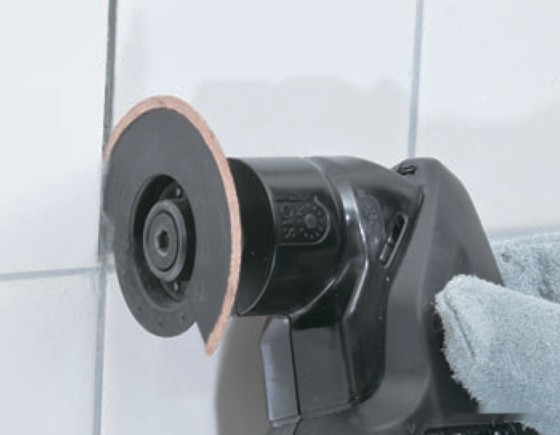 Шлифовальная машина Makita DTM50RFE (с 2-мя АКБ, кейс)