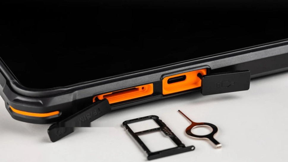 Планшет Horizont H-Tab 1 Shield 6GB/256GB LTE (черный/оранжевый)