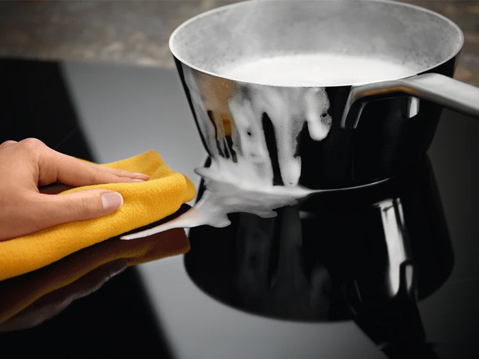 Варочная панель Electrolux LIT30230C