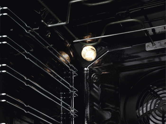 Духовой шкаф Electrolux OPEB 2520 V