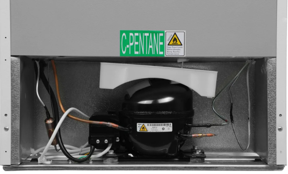 Однокамерный холодильник Hyundai CO15051A (белый)