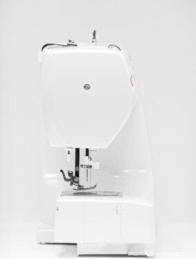 Электромеханическая швейная машина Janete 2600A (розовый)