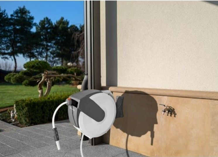 Катушка со шлангом Bradas White Line WL-W6B20 (1/2", 20 м)