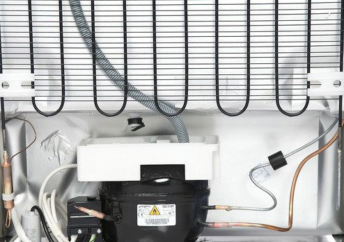 Холодильник с нижней морозильной камерой Beko CNKL7321EC0S