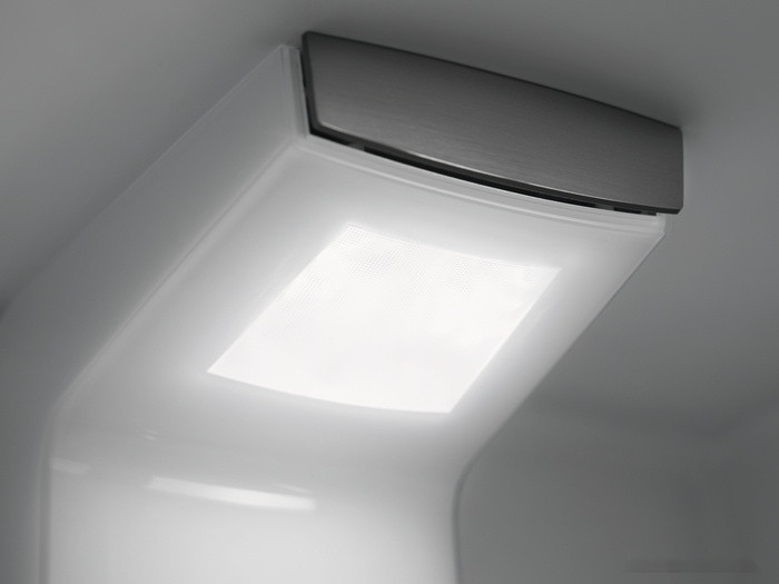 Холодильник Electrolux ECB7TE70S