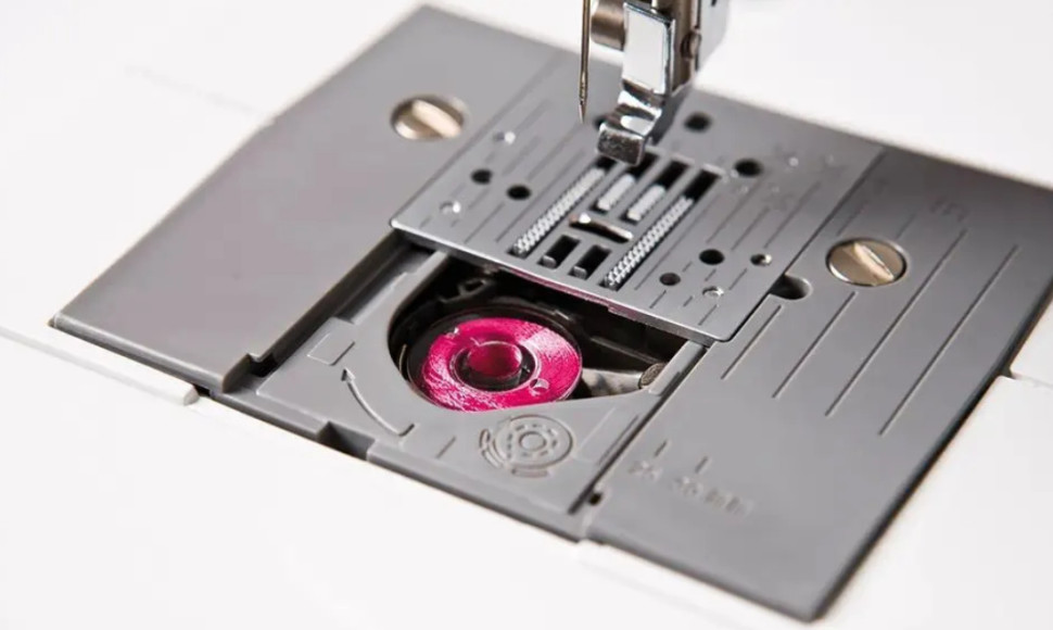 Швейная машина Brother XN2500