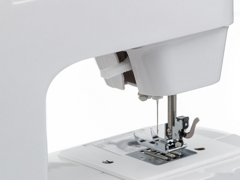 Электромеханическая швейная машина Chayka EasyStitch 22