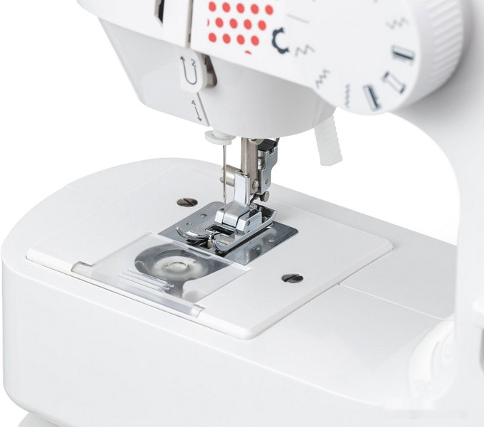 Электромеханическая швейная машина Chayka EasyStitch 22